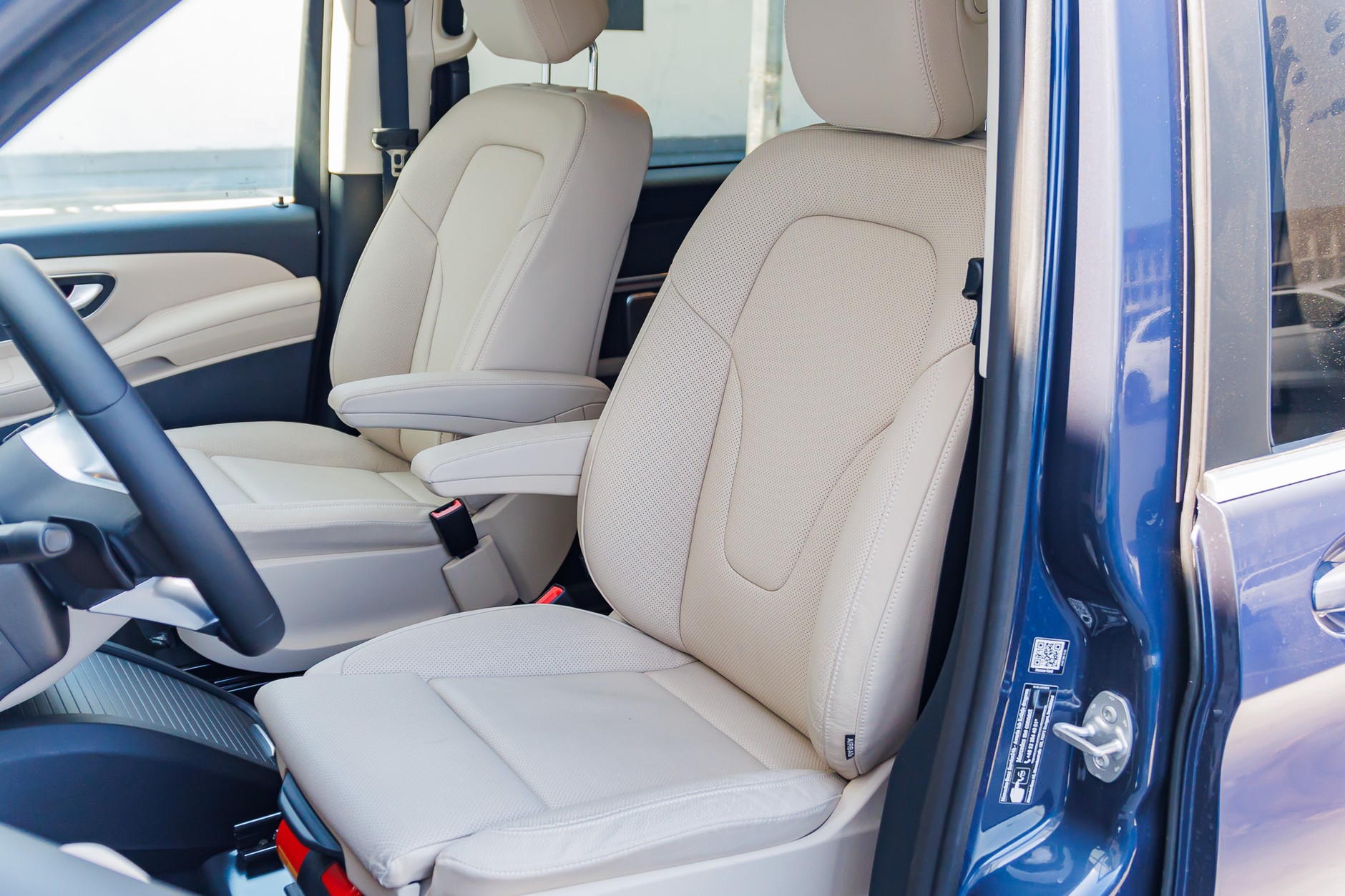 2024 Mercedes V300d