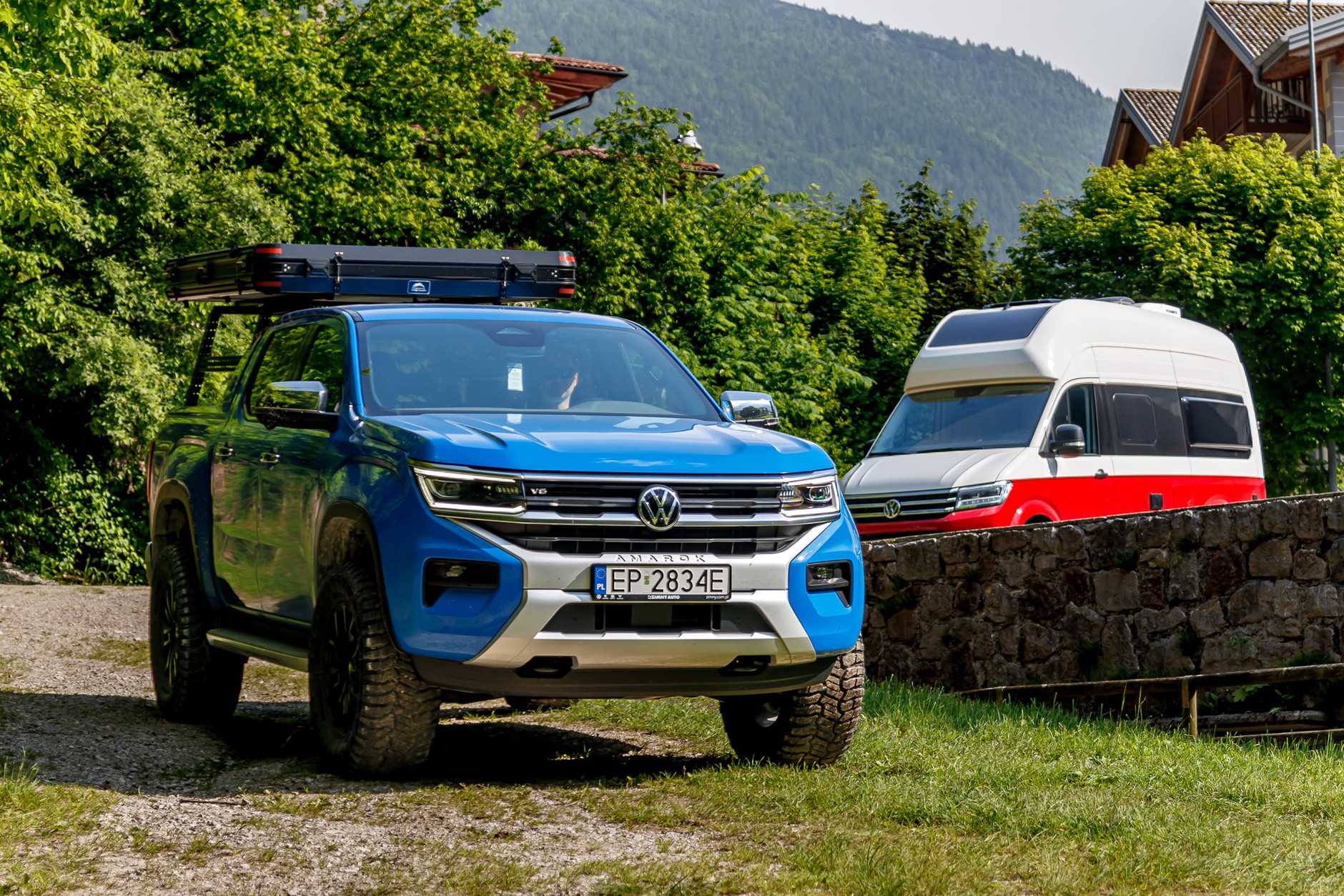 Volkswagen Amarok i Grand California na włoskich wakacjach