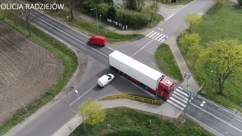 Policjanci skorzystali z nietypowej broni. Kierowcy wpadali jeden za drugim