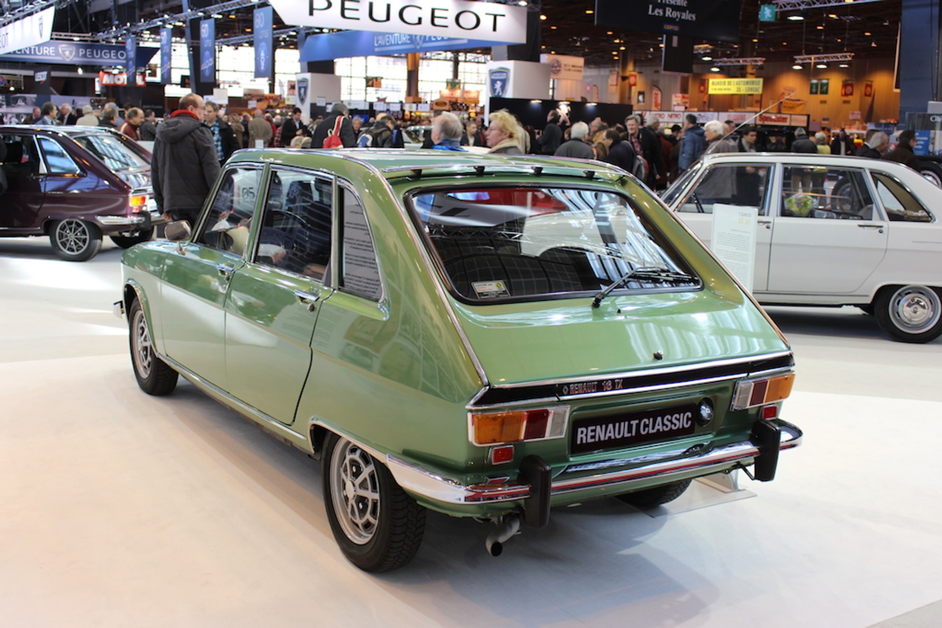 Renault 16
