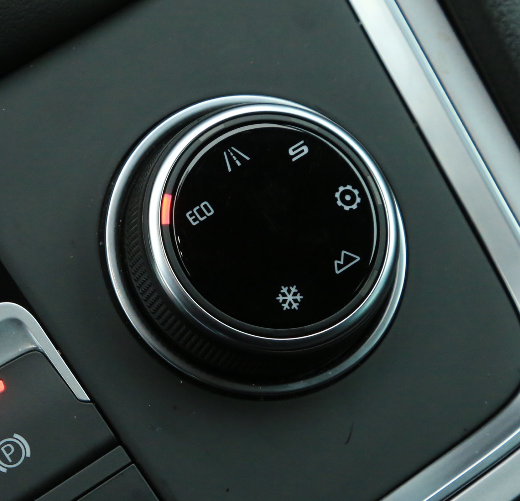 Seat Ateca FR – ze sportowym makijażem