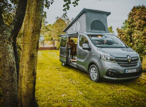 Jesiennie w Renault Trafic Wavecamper - wypoczynek czy survival?