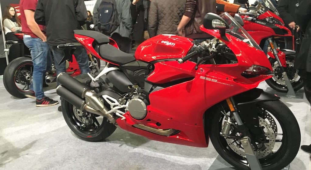 Wrocław Motorcycle Show 2016 - stoisko Ducati