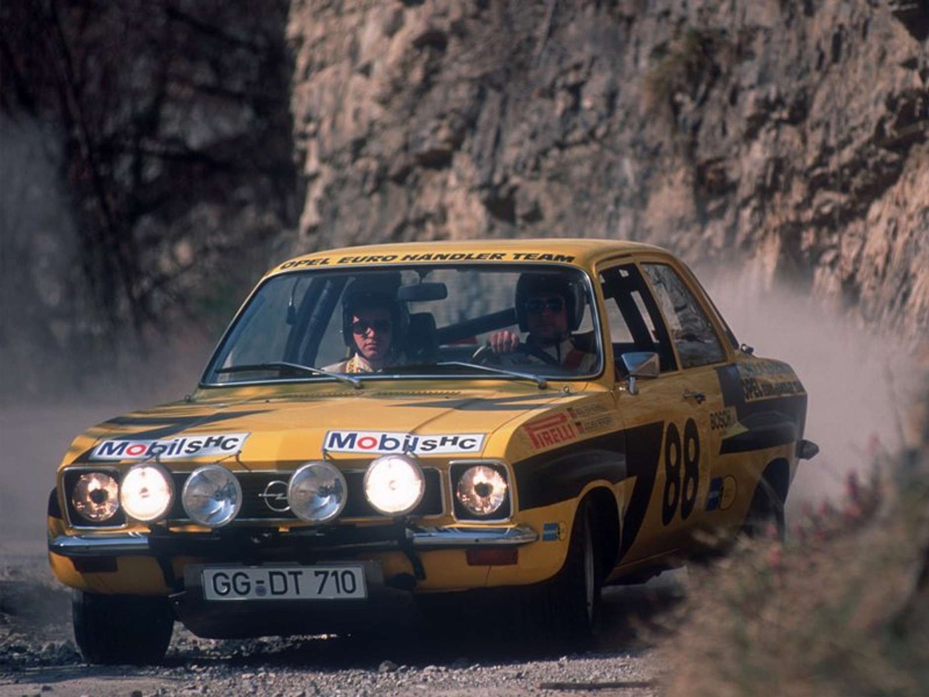 Opel: wiosna oldtimerów (fotogaleria)