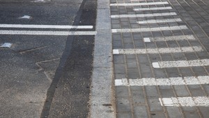 Miasto zaoferowało kierowcom kompromis. Będą musieli zwolnić, ale nie aż tak