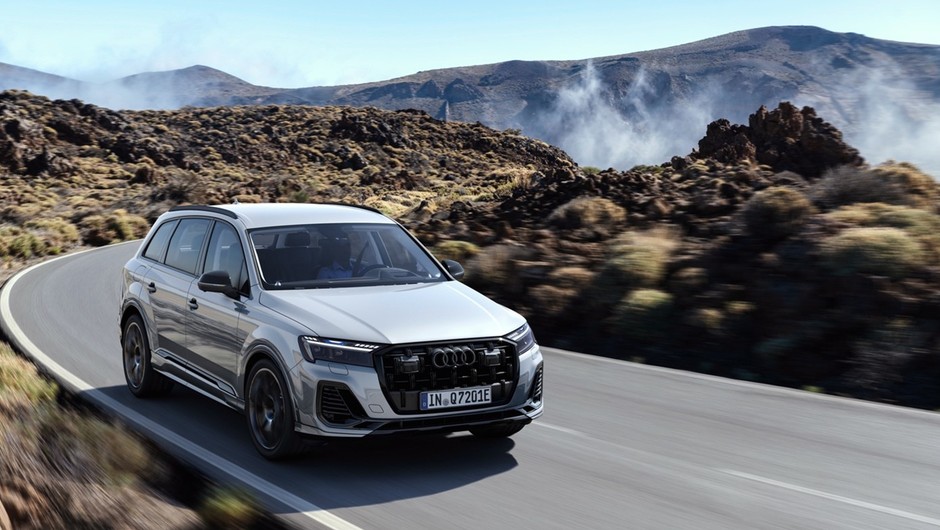 Audi Q7 TFSI e quattro łączy zalety napędów elektrycznych i spalinowych