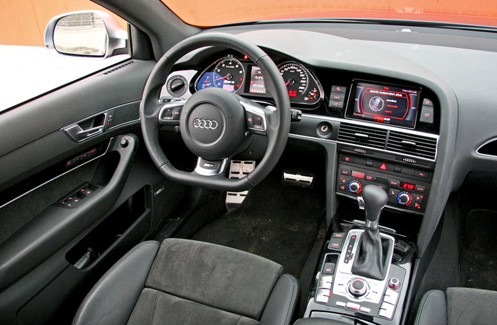 Audi RS6 5,0 V10 426 kW – drogowy Shinkansen