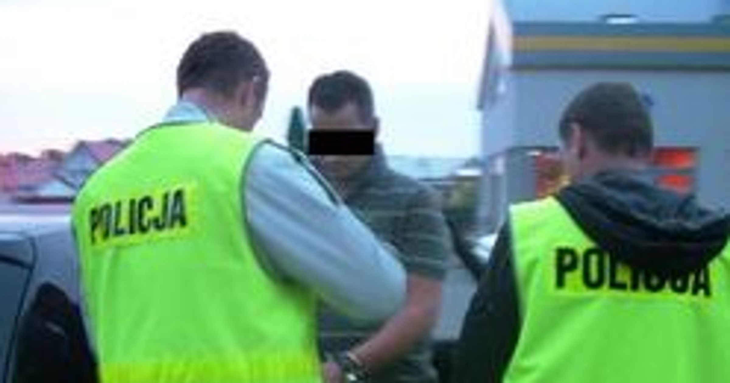 Oferował sprowadzenie auta, brał zaliczkę i znikał