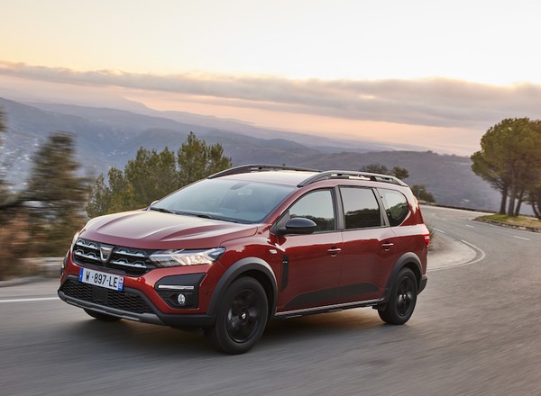 Dacia Jogger z jedną gwiazdką w crash teście Euro NCAP. Skąd taki wynik?