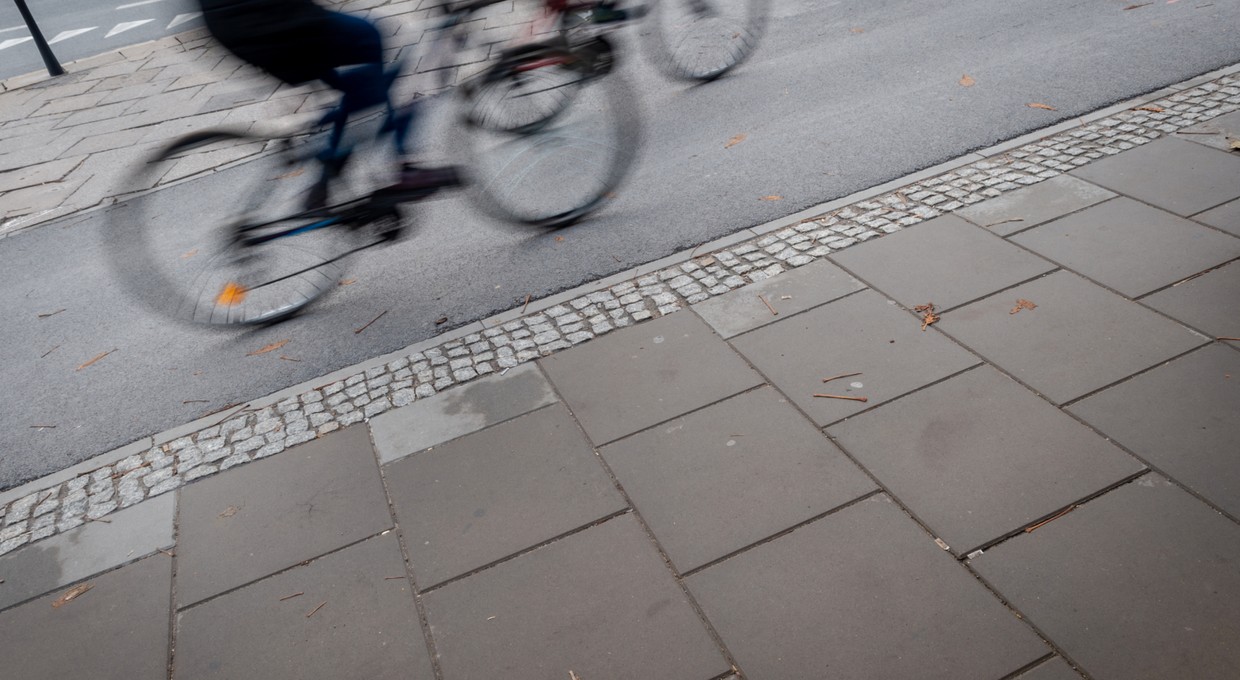 Chodniki pochłaniające smog – będzie ich więcej!