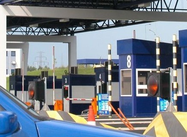 Cyberprzestępcy sięgają po AI. Autostrada A4 pod ostrzałem