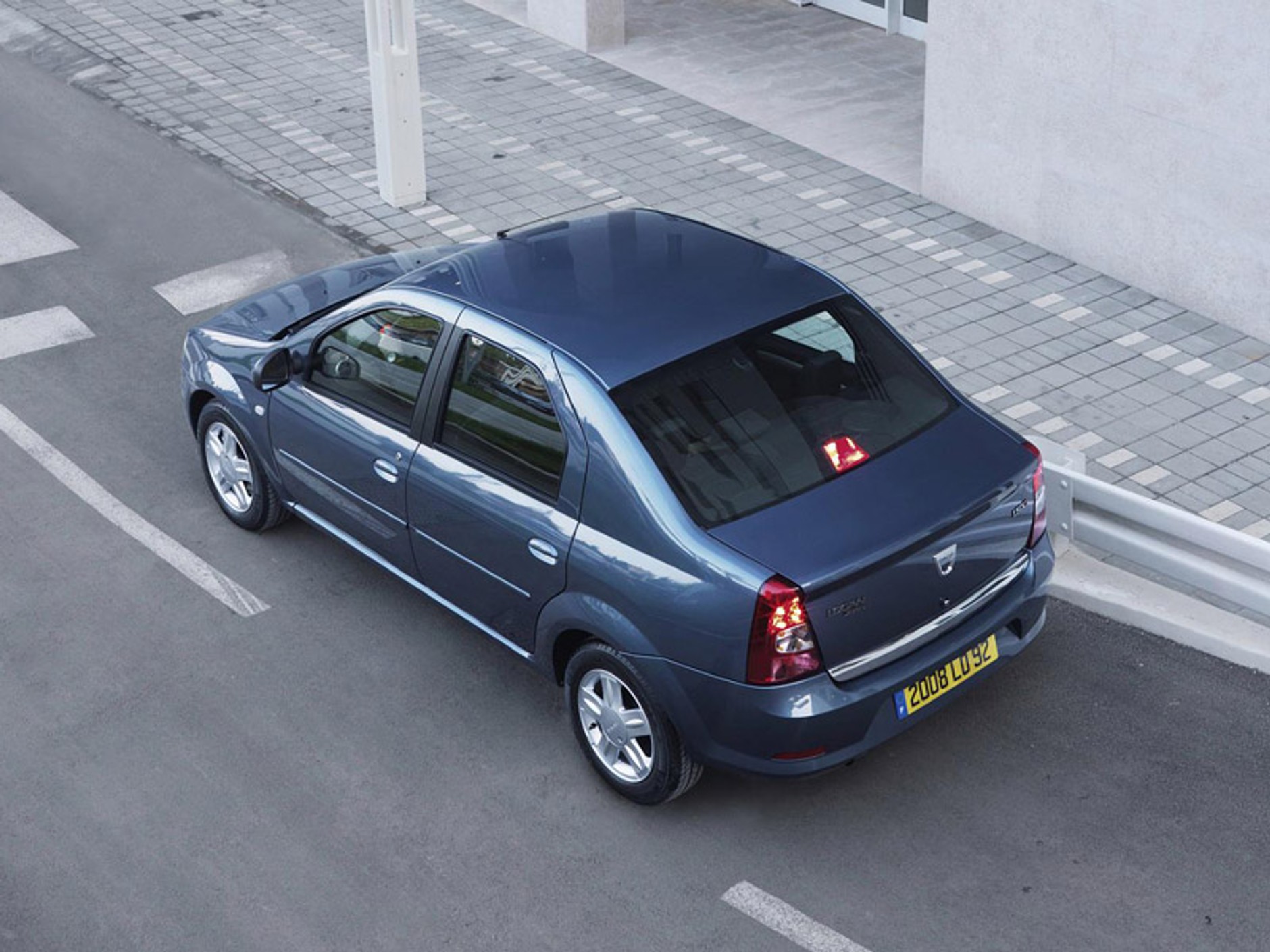 Renault i Dacia: 10 lat udanej współpracy