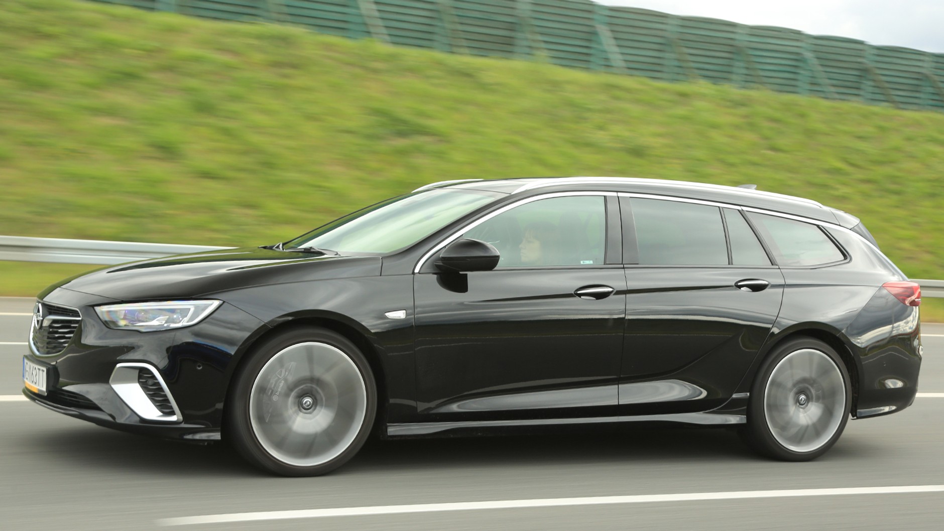 Opel Insignia Sports Tourer GSi | Test