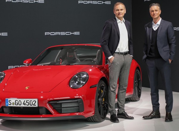 Porsche stawia na elektryfikację. Macan będzie elektryczny, a 911 hybrydowe