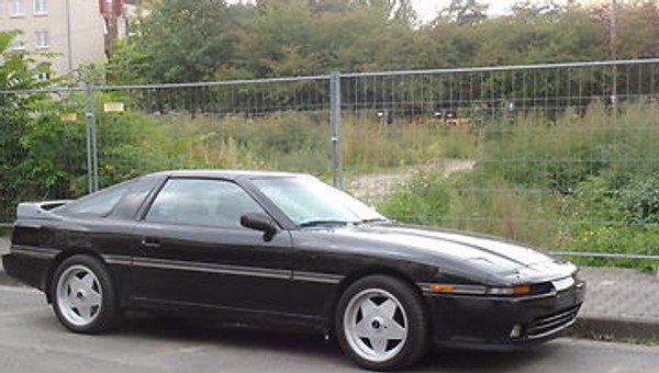 Pięć samochodów do driftu do 10 000 zł