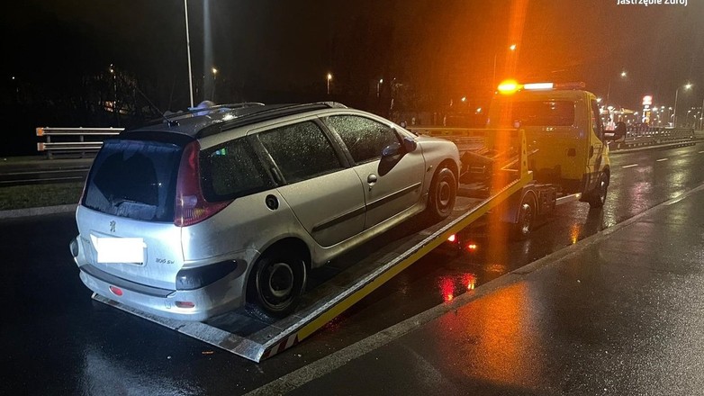 Kierowca zlekceważył policję i przepisy. Słono za to zapłaci