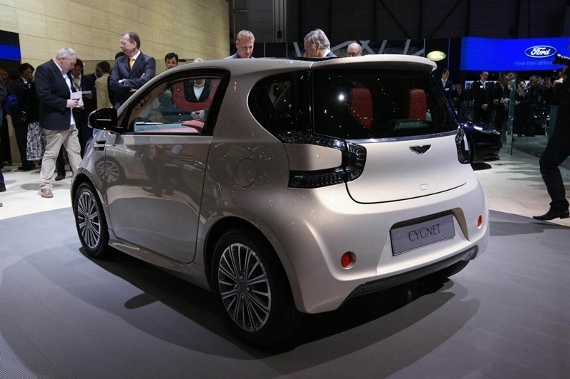 Aston Martin Cygnet – stawmy czoła temu dziwadłu