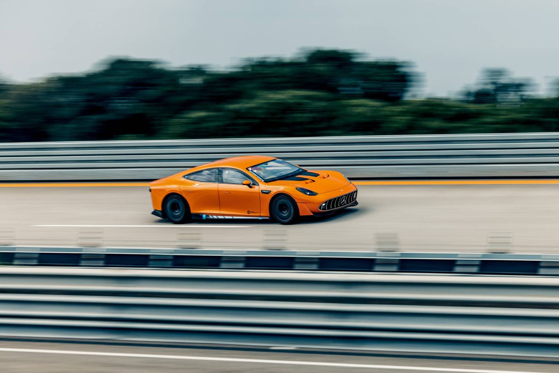 CONCEPT AMG GT XX na torze Nardo