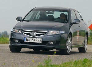 Używana Honda Accord – nadal warto ją kupić!