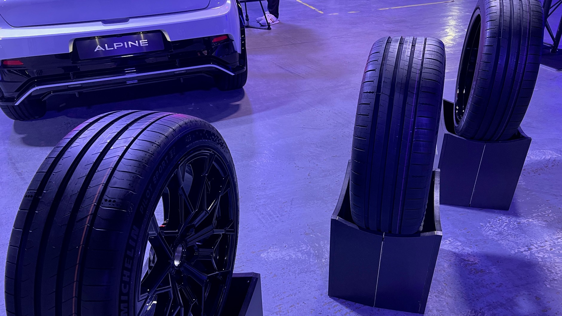 Opony Michelin dla Alpine A290