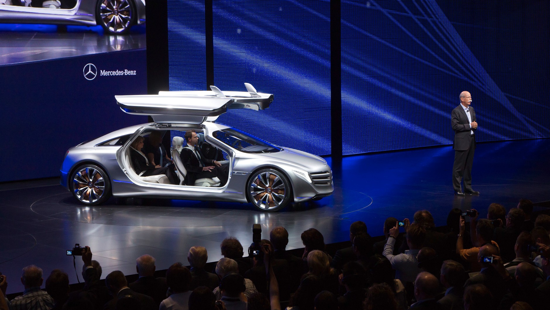 Urodzinowy Mercedes-Benz F125!
