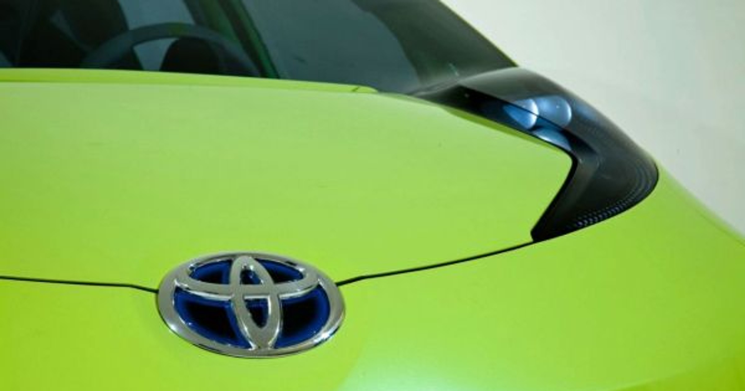 Toyota - nowy model hybrydowy