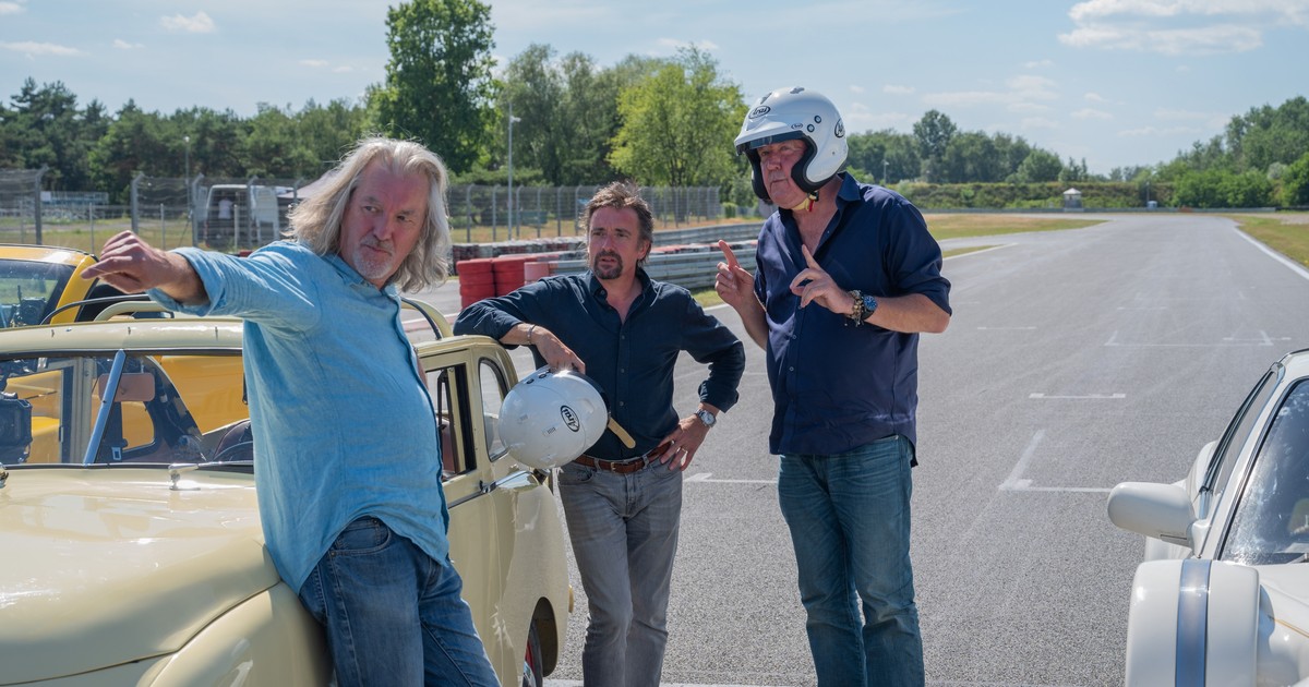 James May, Richard Hammond i Jeremy Clarkson (od lewej) na planie "The Grand Tour: Eurocrash" kręconego m.in. w Polsce