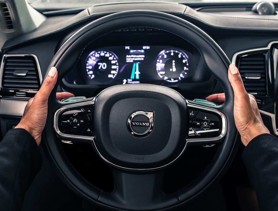 Volvo i Uber będą rozwijać autonomiczne smaochody