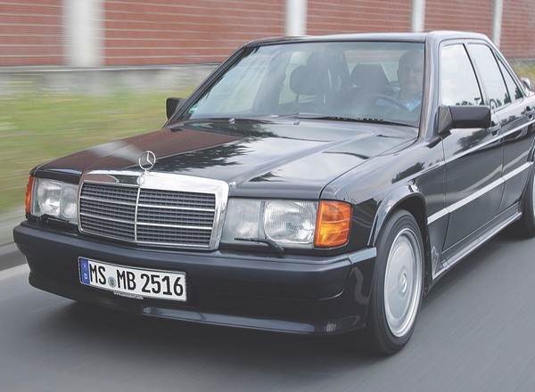 Mercedes 190 E 2.5-16 - Baby-Benz dojrzał dzięki 16V