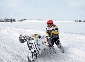 Skuter śnieżny to inny wymiar off-roadu