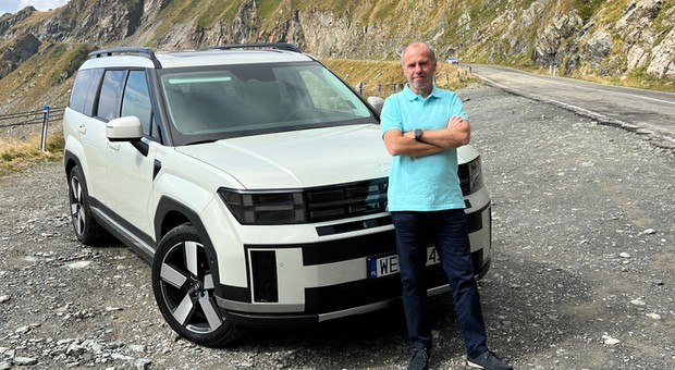 Nowy Santa Fe potrafi zachwycić jak droga Transfogaraska. Już wiem, dlaczego Hyundai wiąże z tym modelem ogromne nadzieje