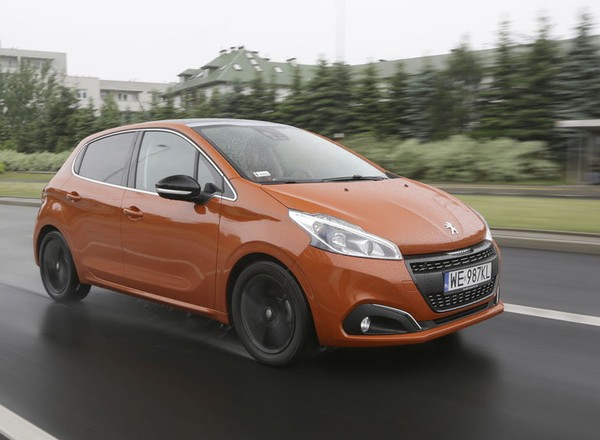 Peugeot 208 1.2 PureTech - nietuzinkowy maluch