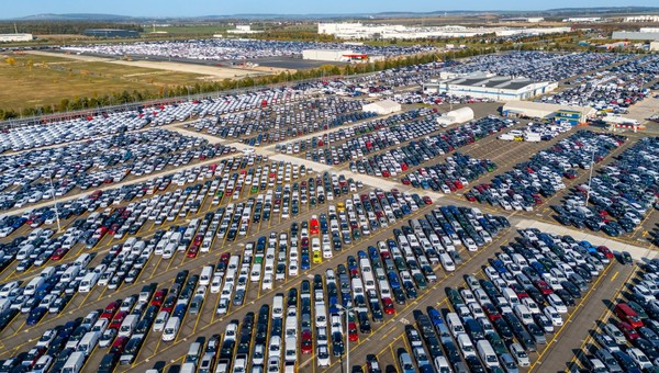 W Czechach Toyota stworzyła mega hub. Auta będą  szybciej trafiały do klientów