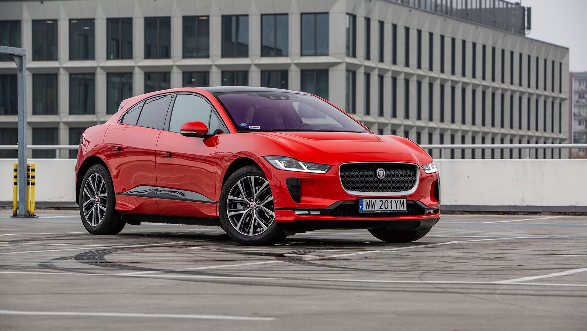 Jaguar i-Pace - czy jest lepszy od Tesli?