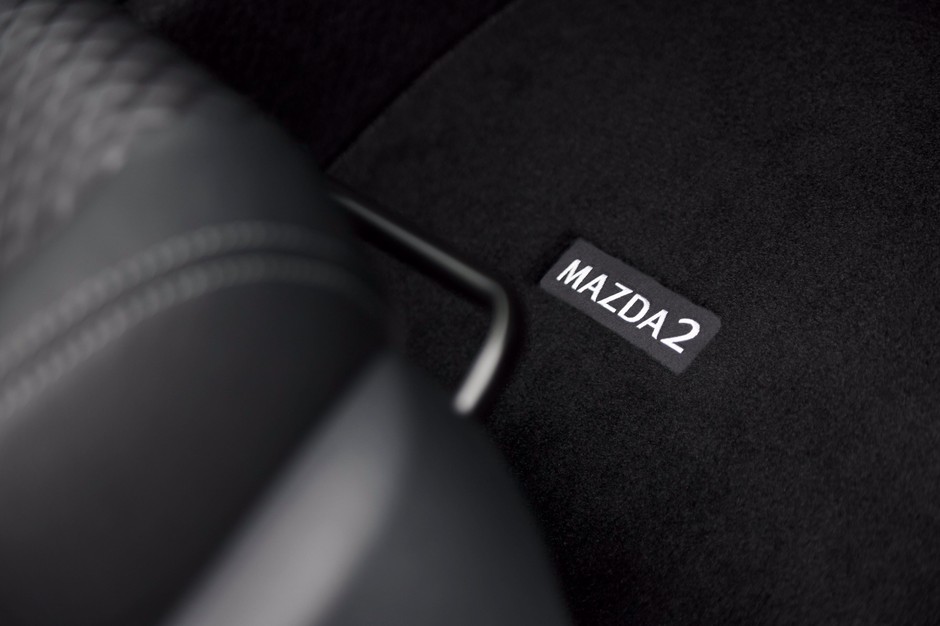 Mazda 2 Hybrid 2022