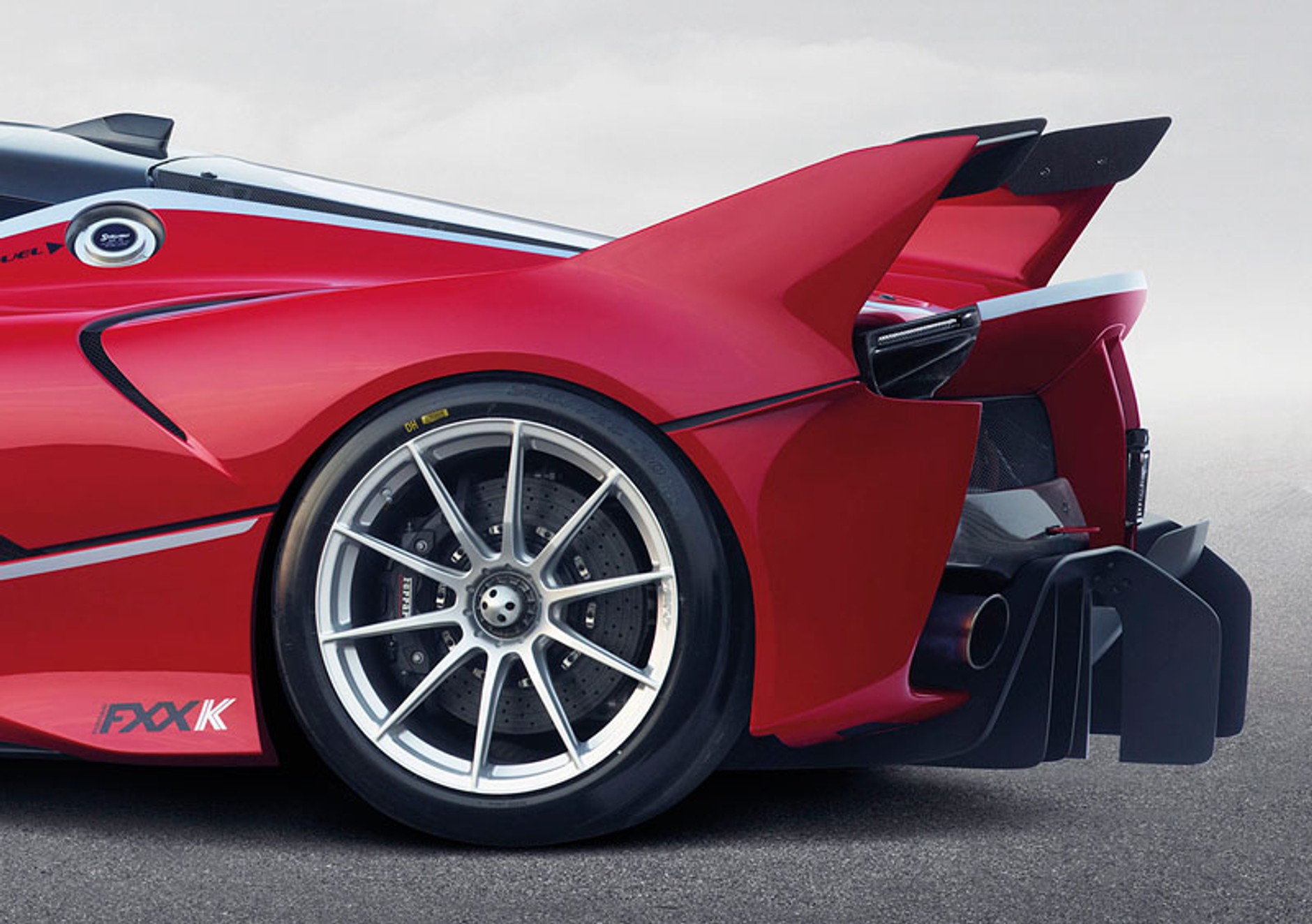 Ferrari FXX K – 1050 KM z Maranello