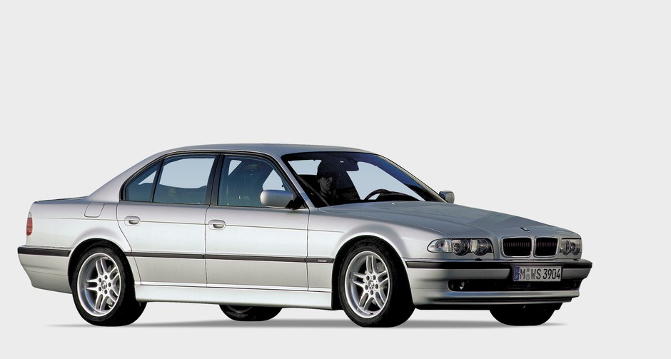 BMW serii 7 (E38)