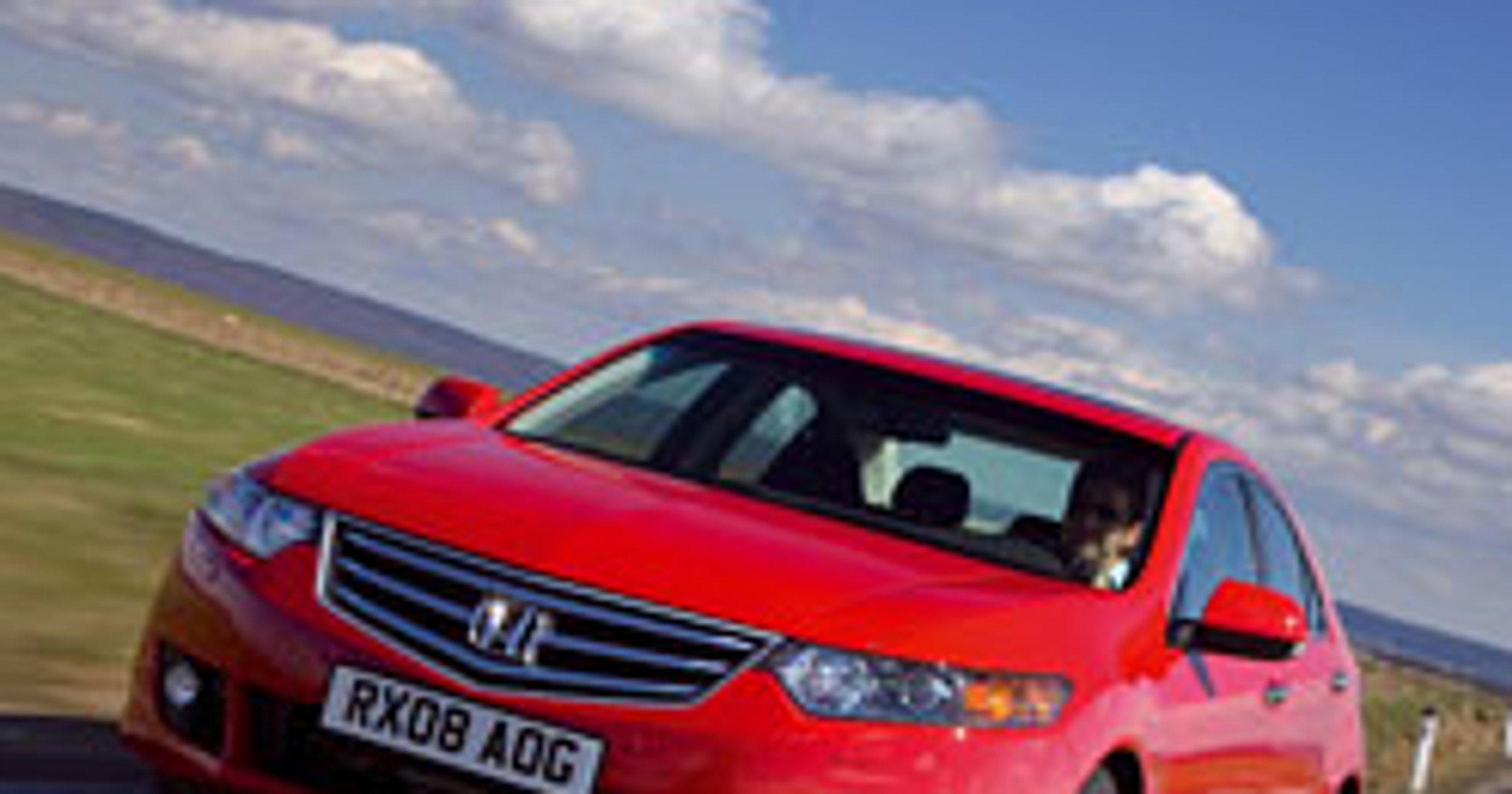 Honda Accord – wysokie tony (dane techniczne, fotogaleria)
