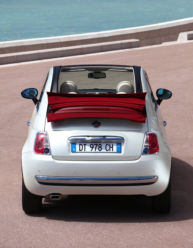 Fiat 500C: nowe informacje i zdjęcia włoskiego kabrioletu (fotogaleria)
