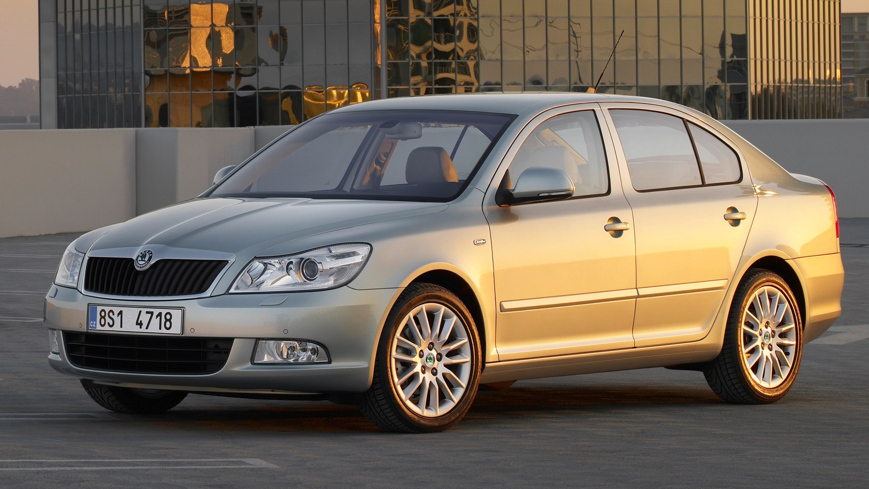 Zmienione auto ma przyjemniejszy design.