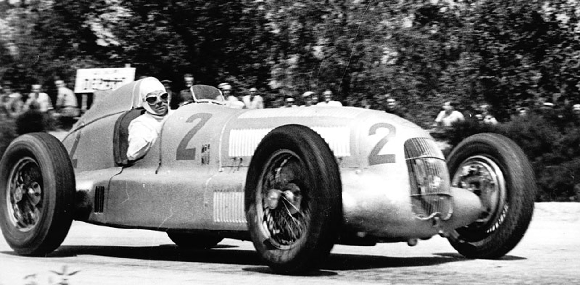 Mercedes-Benz: srebrne strzały w okresie przedwojennym