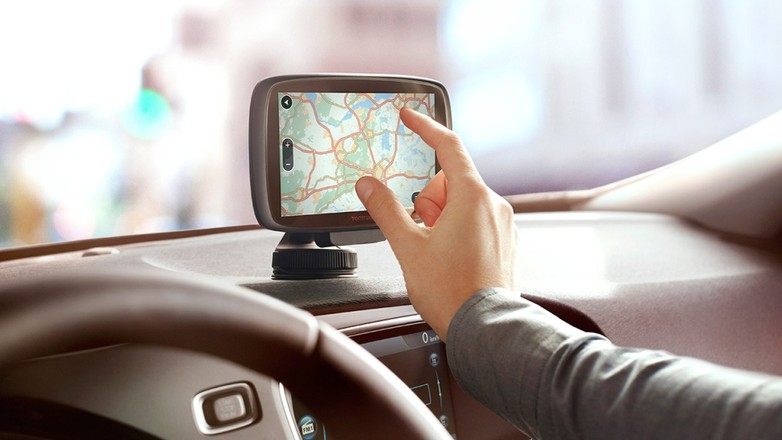 Nie trzeba nawet wyznaczać trasy, by przejrzeć na mapie lokalizacje korków i innych utrudnień otrzymane z serwisu TomTom Traffic.