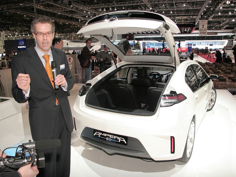 Genewa 2009: Opel Ampera – Volt w europejskim przebraniu