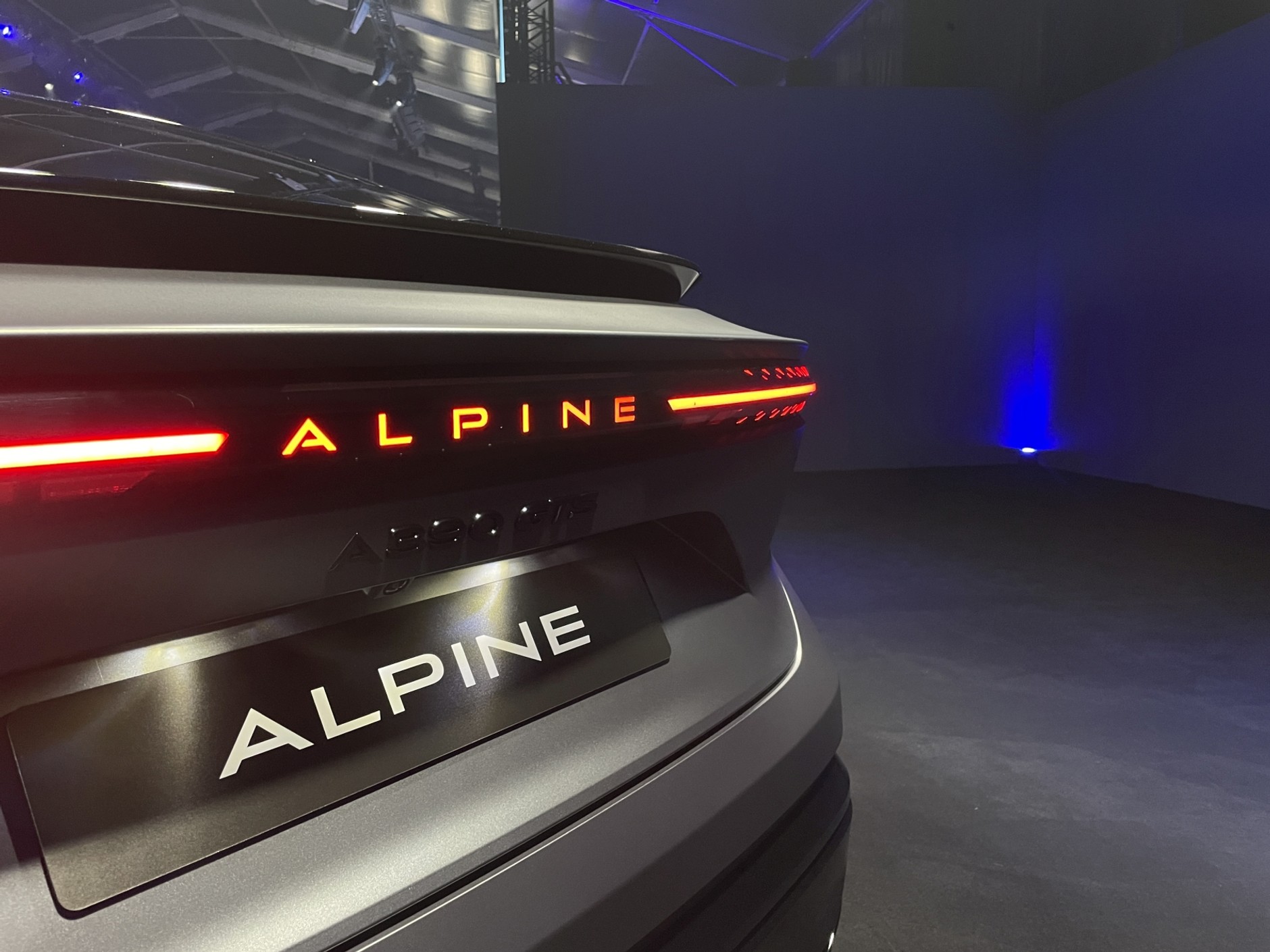 Alpine A390
