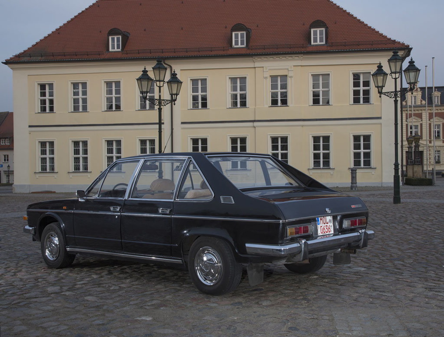 Tatra T613 - Limuzyna towarzyszy z Czechosłowacji