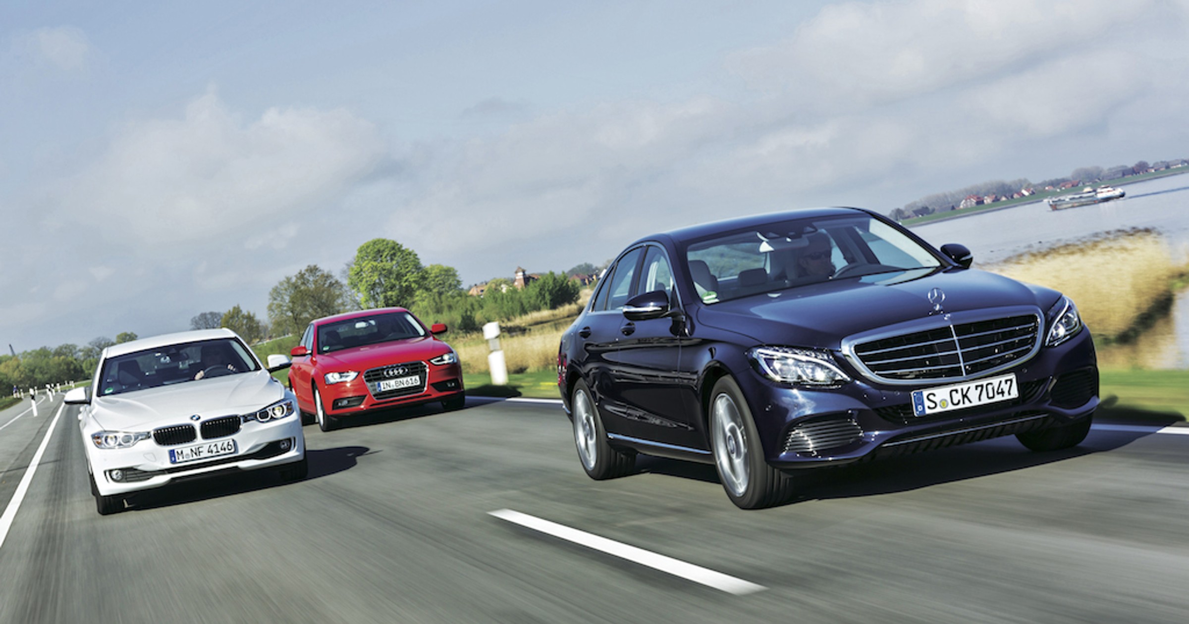 Mercedes C 180, BMW 320i, AudiA4