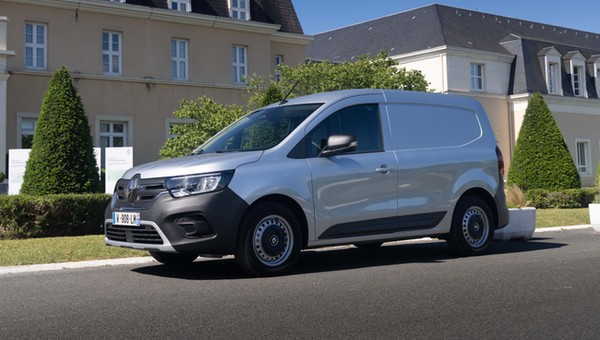 Renault Kangoo Van E-Tech i Master E-Tech - sprawdzamy, czy są tylko oszczędne