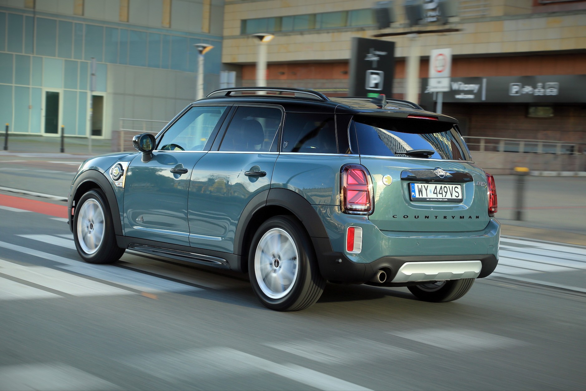 MINI Countryman Cooper SE – udane zgranie przeciwieństw