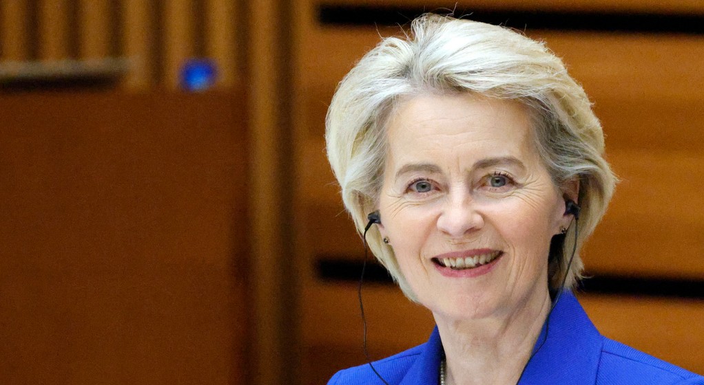 epa12254594 - JAPAN EU COMMISSION (Ursula von der Leyen meets Keidanren Chairman Yoshinobu Tsutsui in Tokyo)