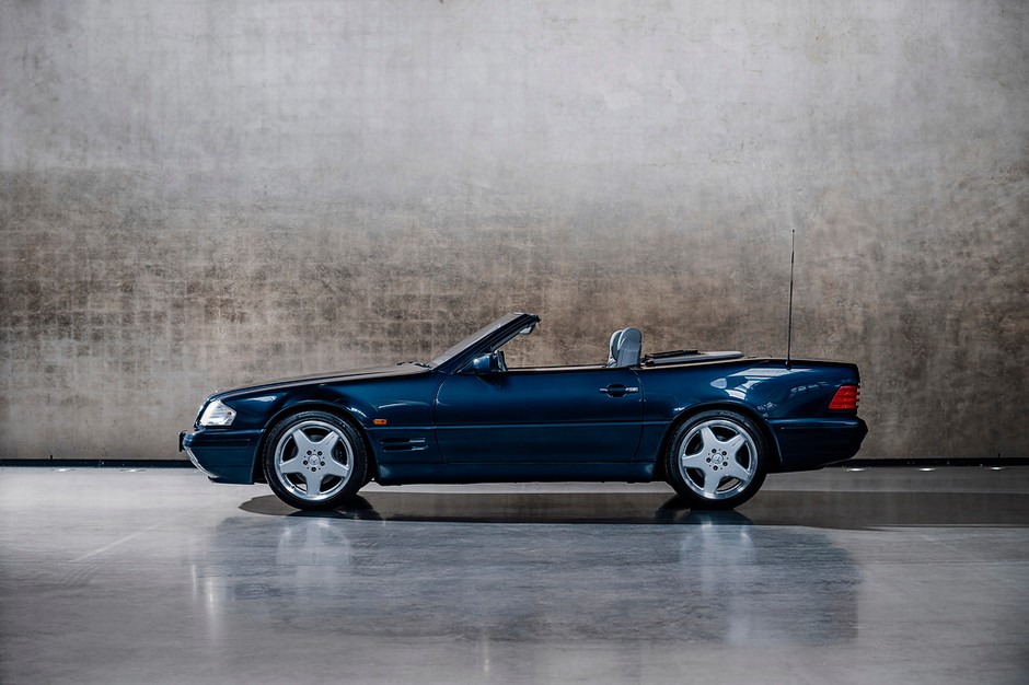 Mercedes R 129